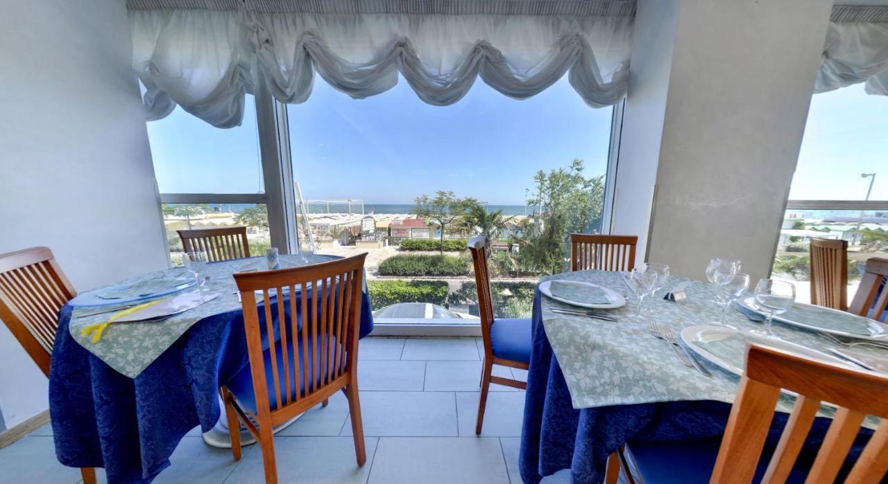 Hotel Margareth Riccione Kültér fotó