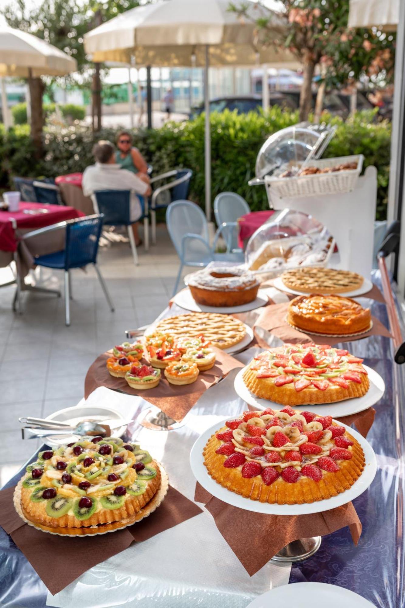 Hotel Margareth Riccione Kültér fotó
