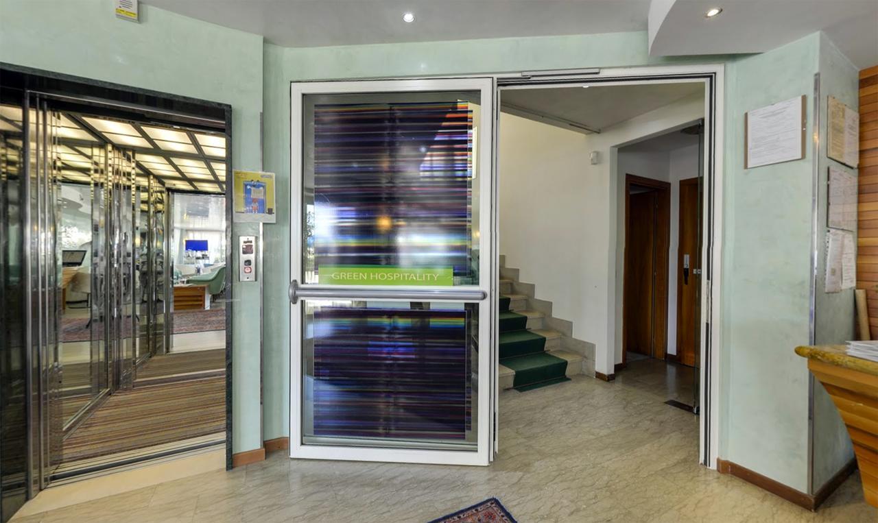 Hotel Margareth Riccione Kültér fotó