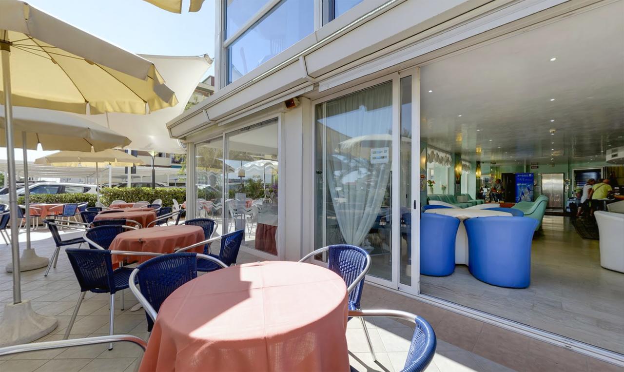 Hotel Margareth Riccione Kültér fotó
