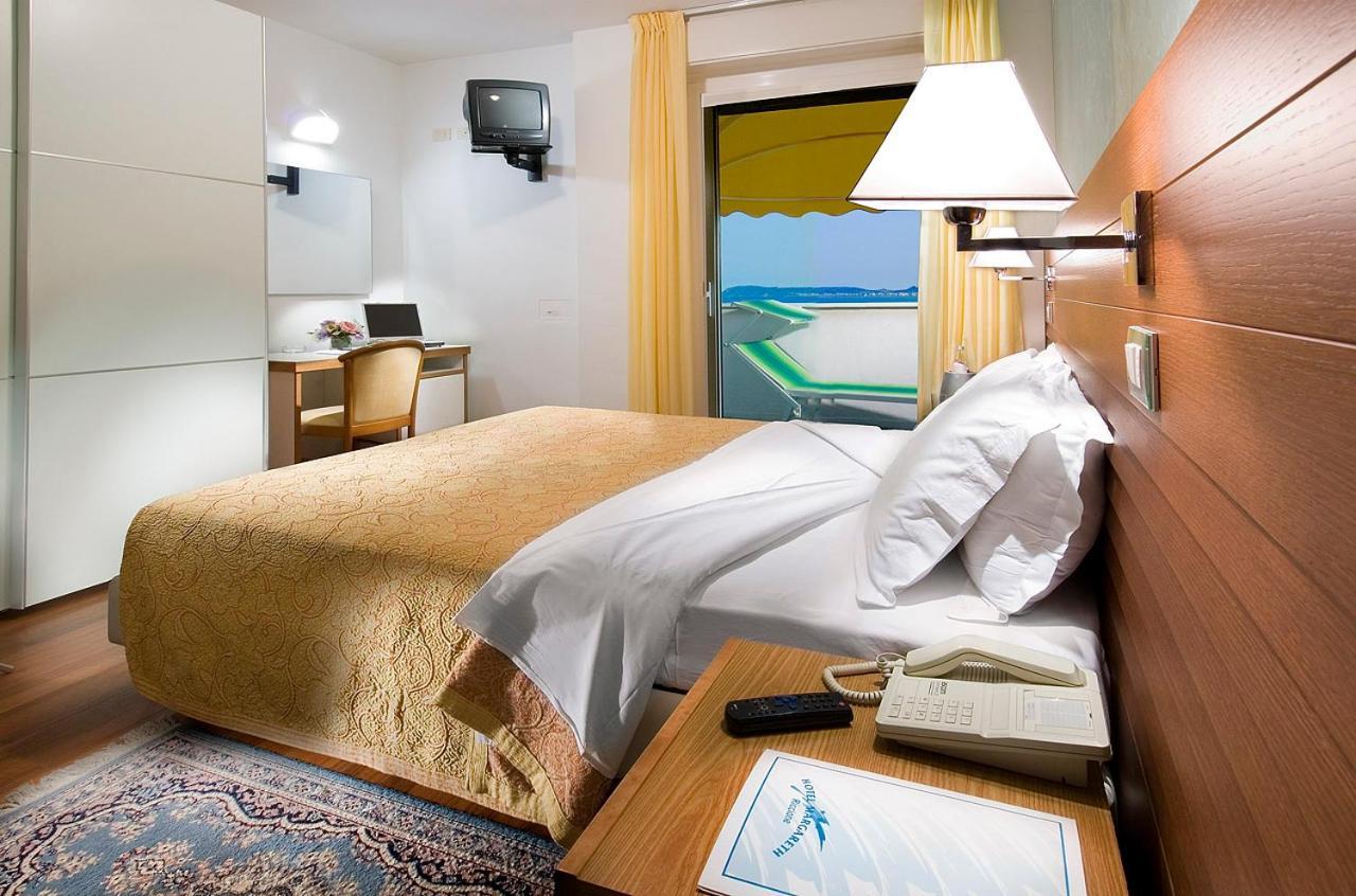 Hotel Margareth Riccione Kültér fotó